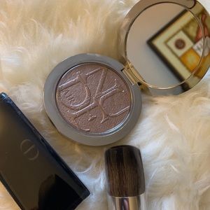 Dior Shimmering Sculpting Powder